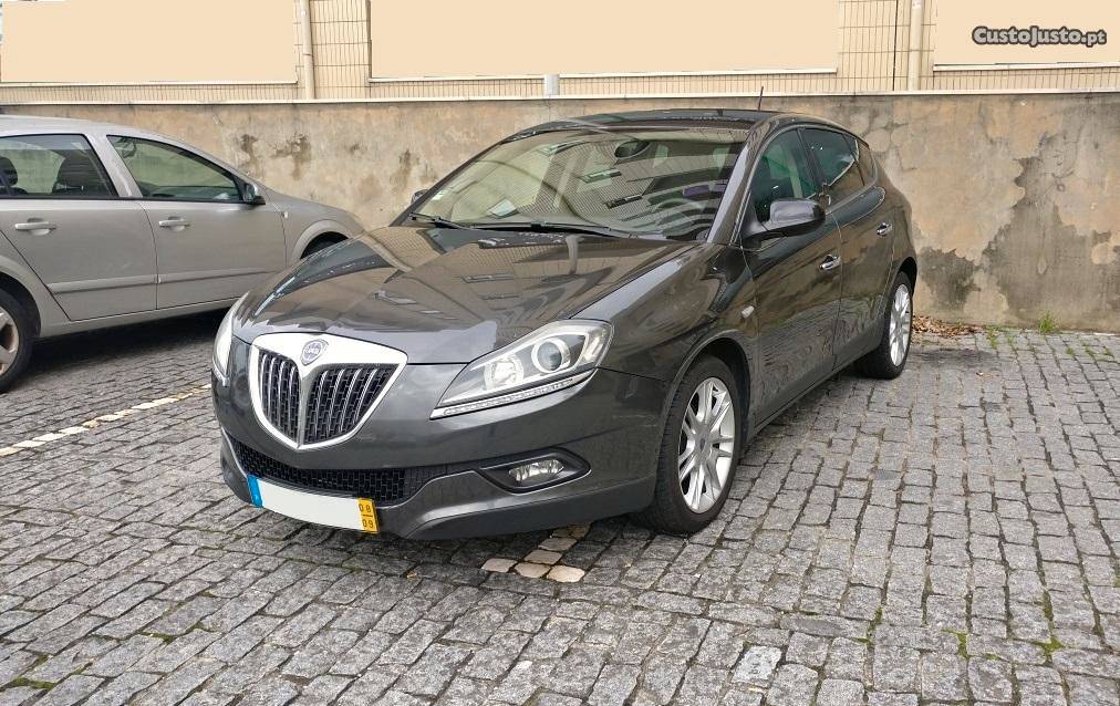 Lancia Delta 1.6 M-Jet 120cv 6 Setembro/08 - à venda -