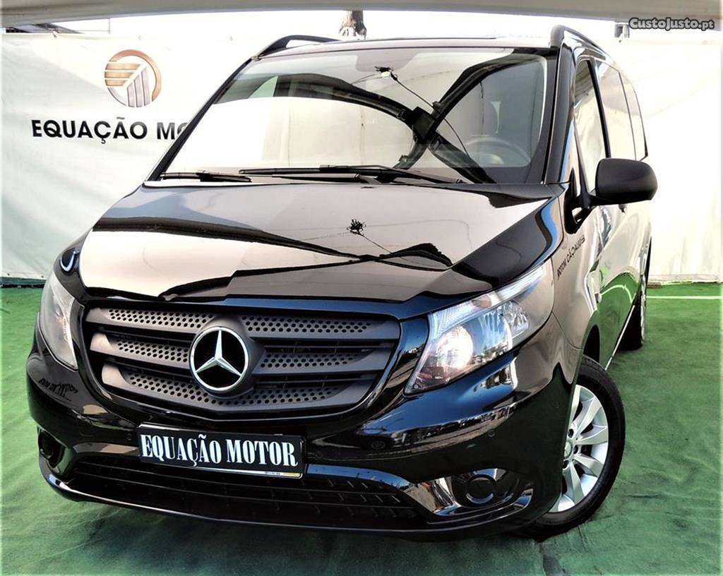 Mercedes-Benz Vito 114 Tourer CDI (9L) Julho/17 - à venda -