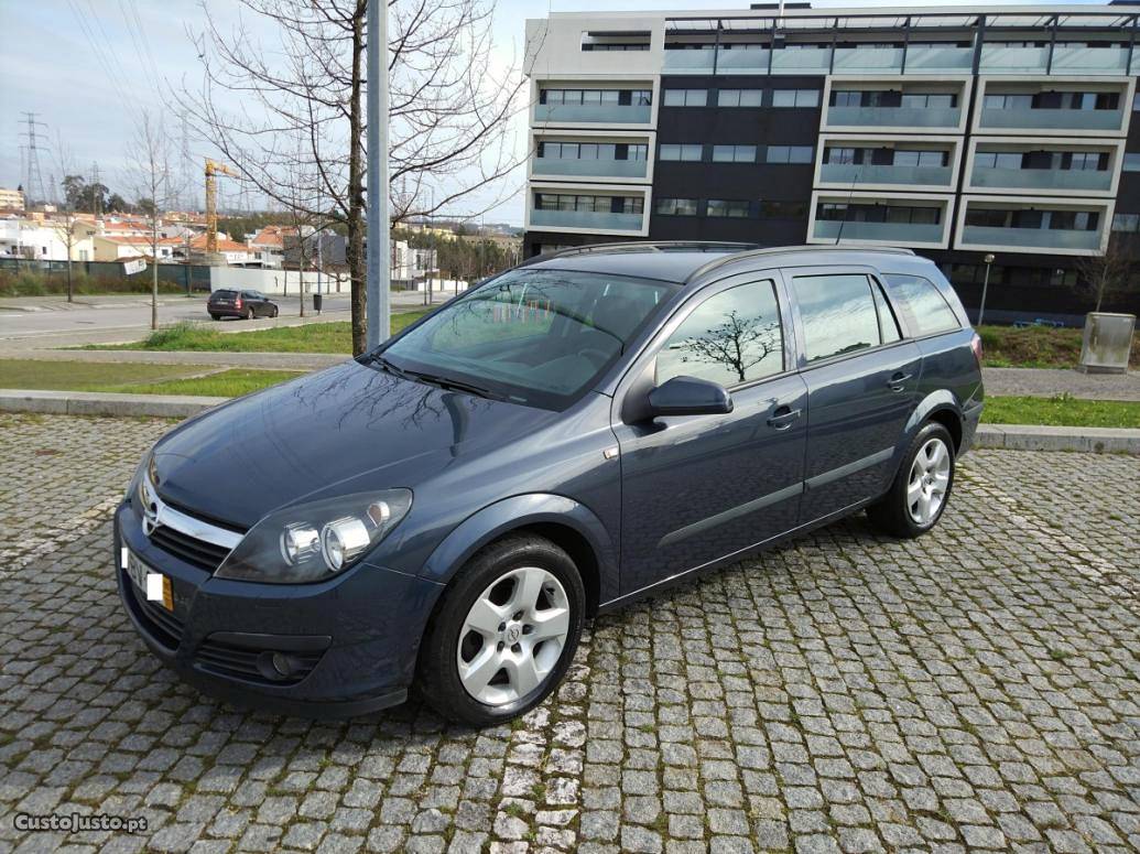 Opel Astra 1.3 cdti Caravan Julho/06 - à venda - Ligeiros