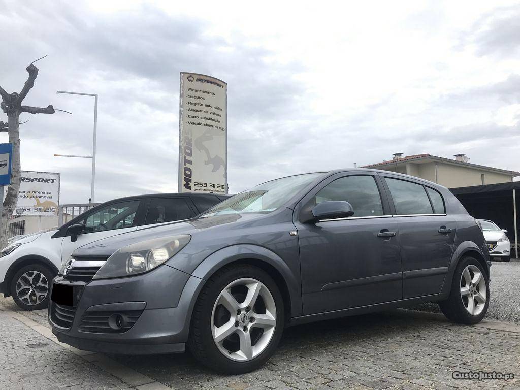 Opel Astra 1.7 CDTi Cosmo Agosto/05 - à venda - Ligeiros