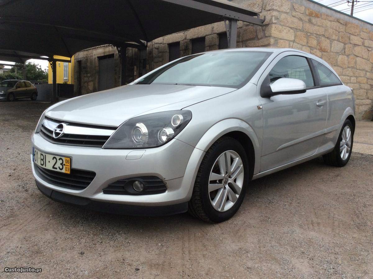 Opel Astra Astra GTC 1.3 CDTI Março/06 - à venda -