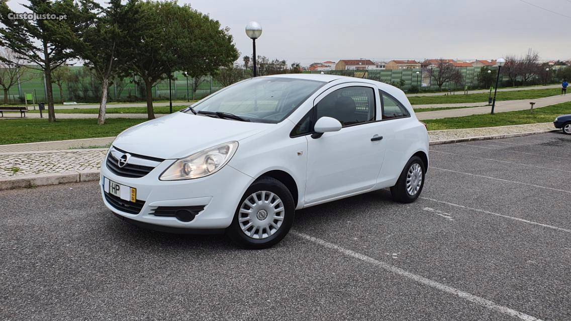 Opel Corsa 1.3 CDTI VAN Abril/09 - à venda - Comerciais /