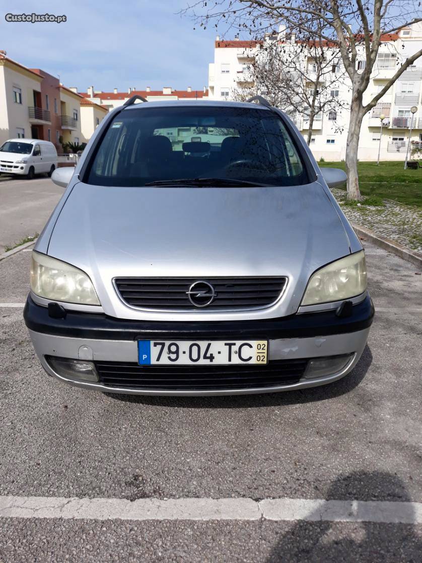 Opel Zafira  cavalos Fevereiro/02 - à venda -