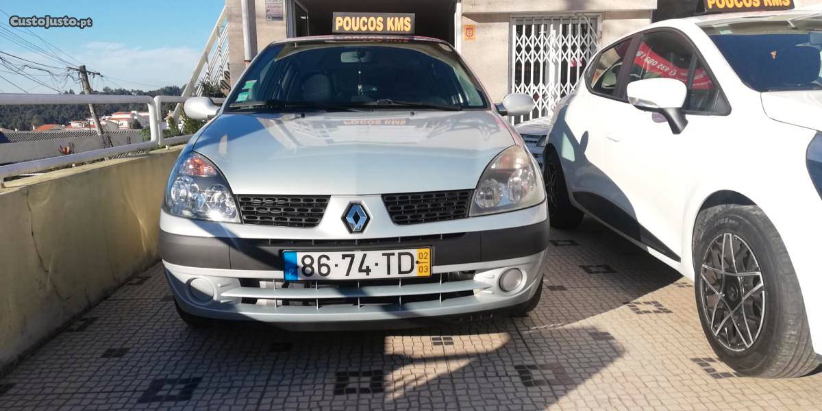 Renault Clio EXPRESSION V Março/02 - à venda -