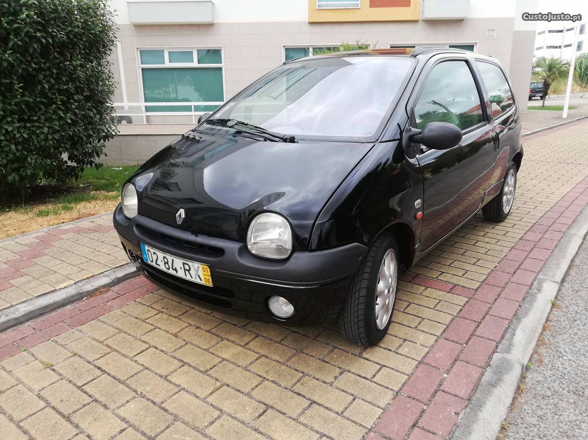 Renault Twingo v INITIALE Junho/01 - à venda -