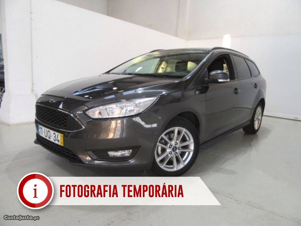 Ford Focus SW 1.5 TDCI TrendGPS Abril/18 - à venda -