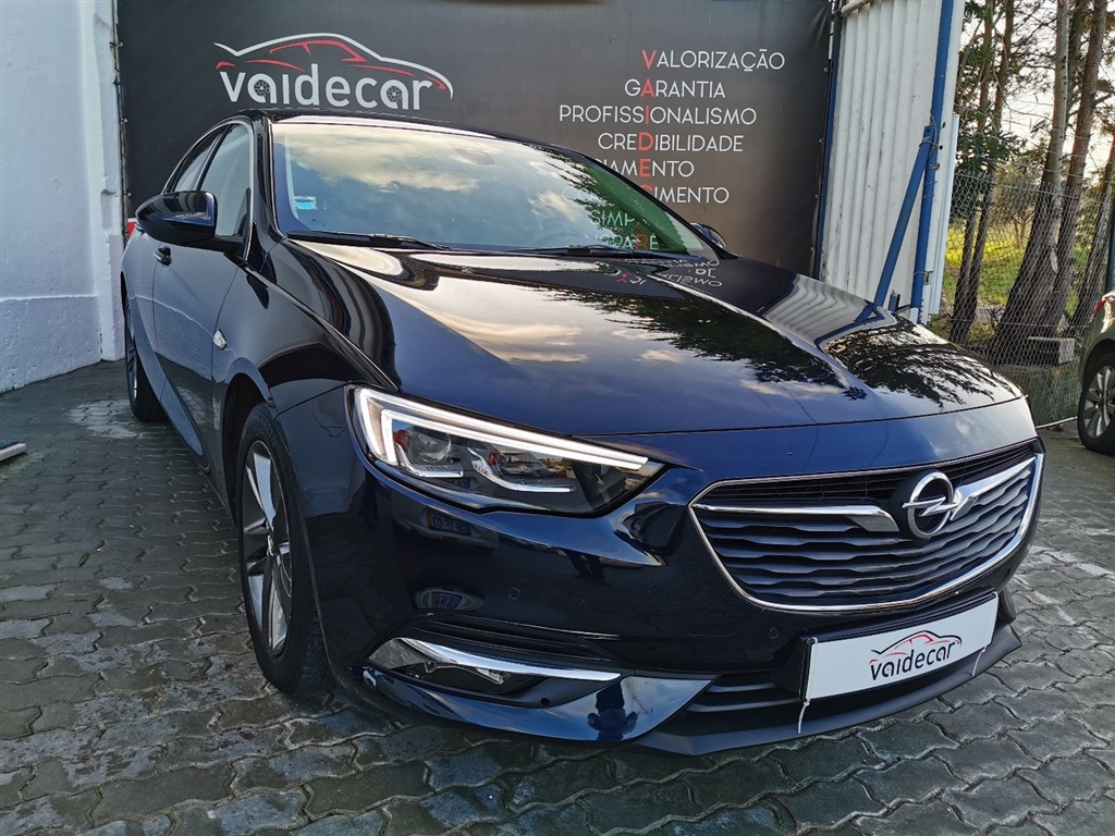  Opel Insignia 1.6 CDTI FULL EXTRAS