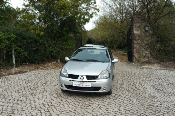 Renault Clio V Extreme - Auto Village