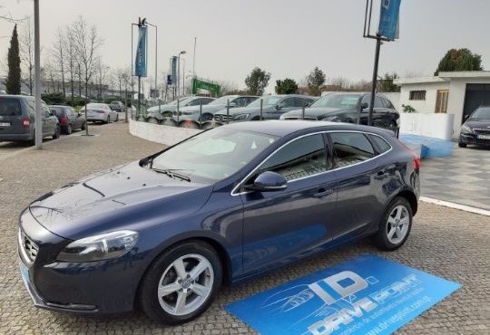 Volvo V D2 Summum - Drive Point Aeroporto