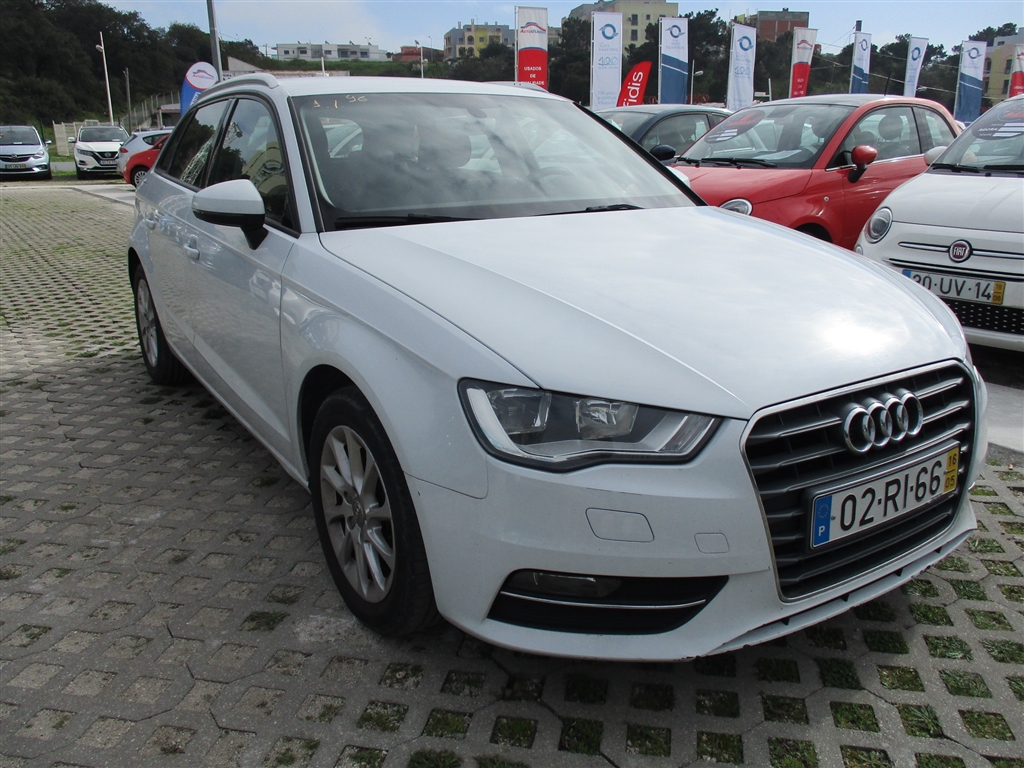  Audi A3 Sportback 1.6 TDI Attraction (110cv) (5 lug)