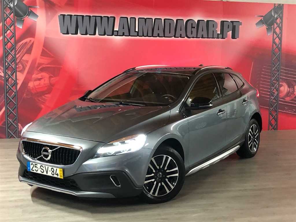  Volvo V40 Cross Country 2.0 D2 Geartronic Momentum