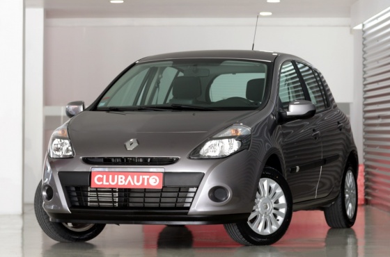 Renault Clio 1.5 DCI DYNAMIQUE - C L U B A U T O