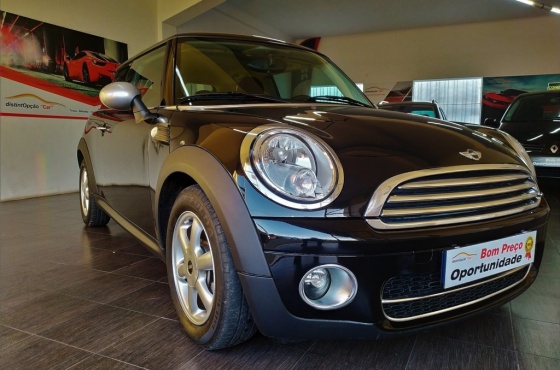 Mini One D 1.6 - distintOpção, lda.