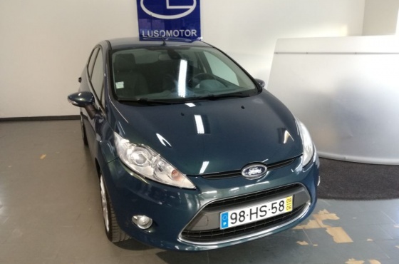 Ford Fiesta 1.6 TDCi Titanium - LusoMotor