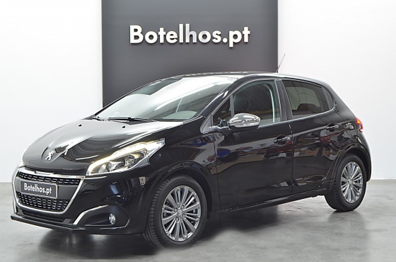 Peugeot 208 SIGNATURE 1.2 PURE TECH 82CV - Botelhos, Lda