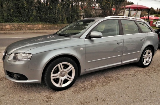 Audi A4 avant 2.0 TDi S-line - IsaaCar