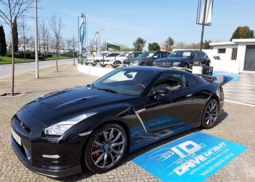 Nissan Gt-r 3.8 V6 Black Edition - Drive Point Aeroporto