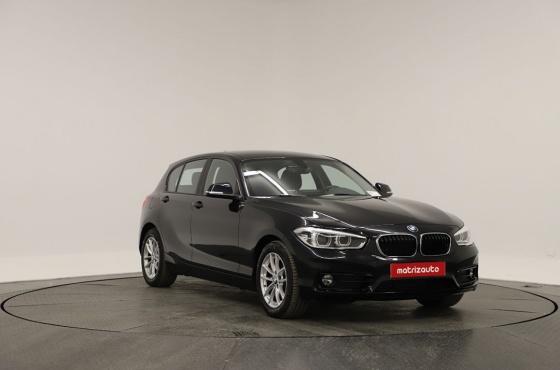 Bmw 116 D LINE SPORT AUTO - Matrizauto - O Shopping dos