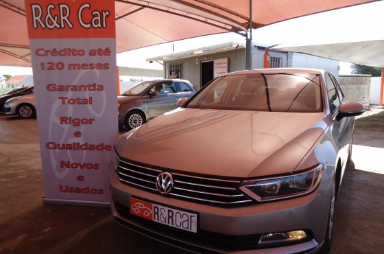 Vw Passat 1.6 TDi Confortline Bluemotion - www.rrcar.pt