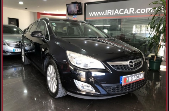 Opel Astra sports tourer 1.7 CDTi Cosmo - IRIACAR