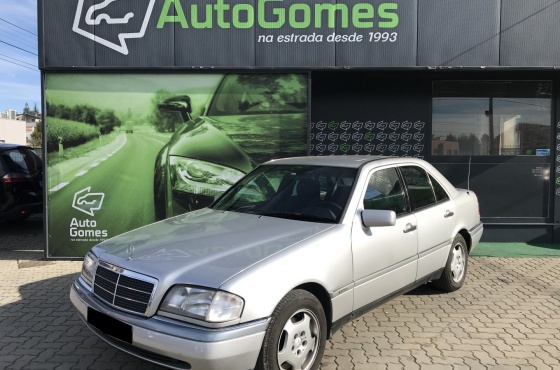 Mercedes-Benz C 220 DIESEL - Auto Gomes Lda