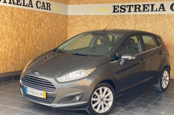 Ford Fiesta titanium - Estrela Car