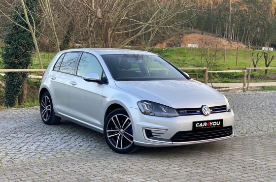 Vw Golf 1.4 TSI GTE Plug-In - Car 4 You