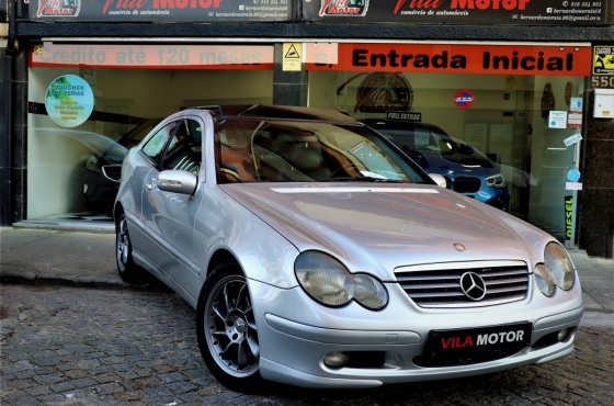 Mercedes-Benz C 220 Sport Coupe - Vila Motor