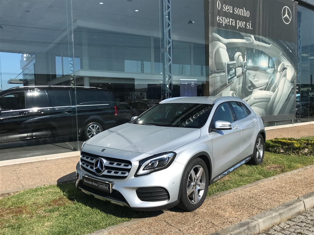  Mercedes-Benz Classe GLA 220 d Urban (177cv) (5p)