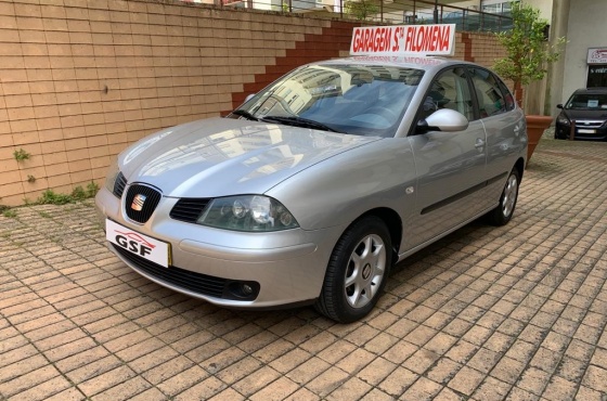 Seat Ibiza 1.2i 12v - Stylance - Garagem Sta. Filomena, Lda.