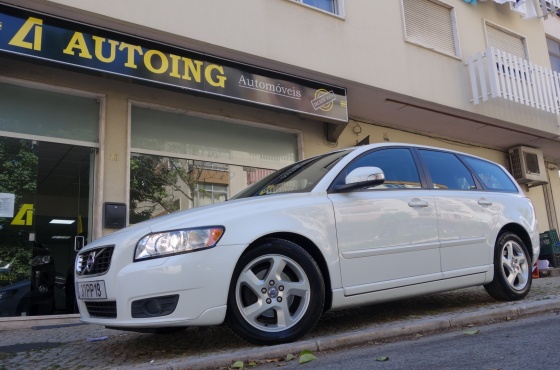 Volvo V50 DCV SUMMUM GPS - AUTOING, LDA