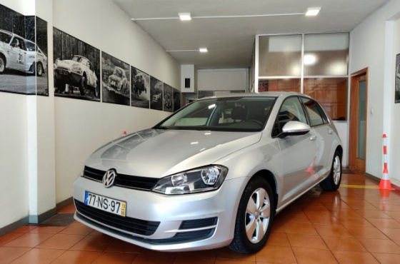 Vw Golf 1.6 TDi Trendline BlueMotion - STAND CAPELO