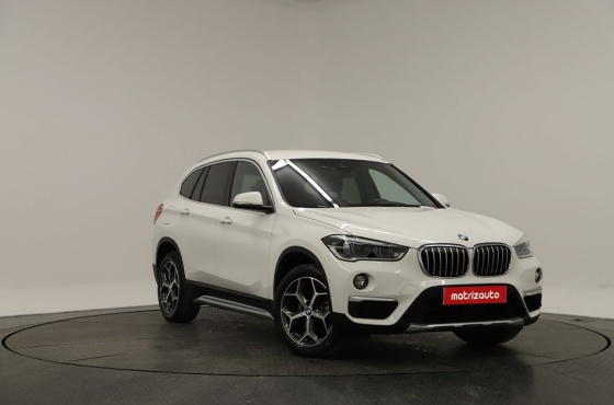 Bmw X1 16 D SDRIVE AUTO XLINE - Matrizauto - O Shopping dos