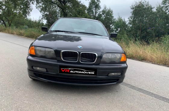 BMW Série  D CV - Vrautomoveis