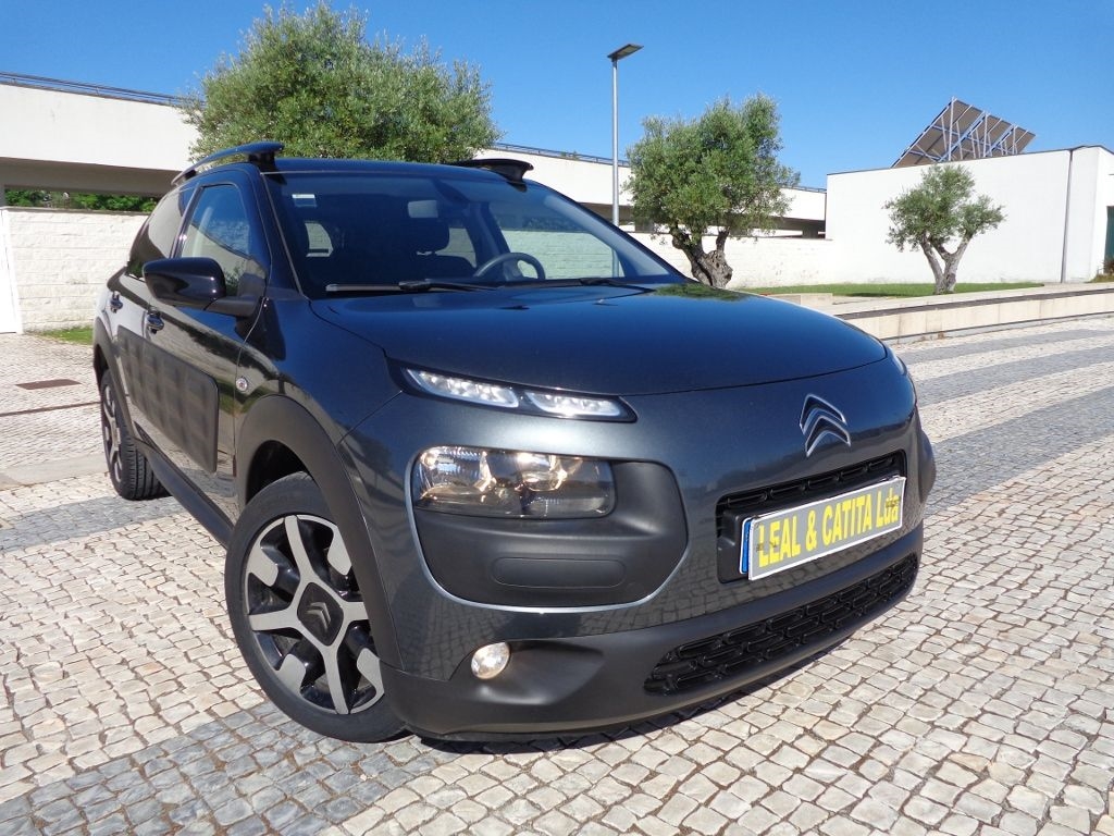  Citroen C4 Cactus 1.6 HDI Shine 100cv C/GPS 5P