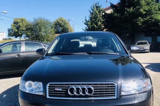 Audi A4 1.9 Tdi SLINE - ST Car - Com. Automóveis Novos e