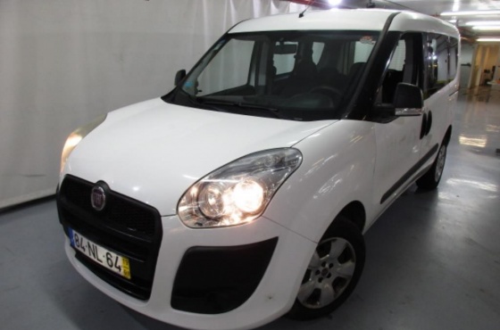 Fiat Doblo Combi 1.3 MultiJet 5Lug - J. M. Povoa, Lda.