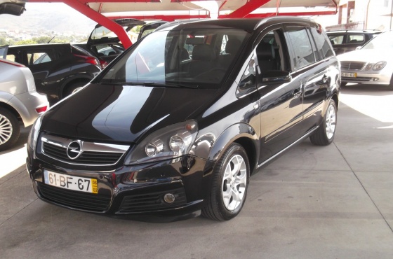 Opel Zafira 1.9 Cdti Cosmo 150 cv - Reino Automóvel