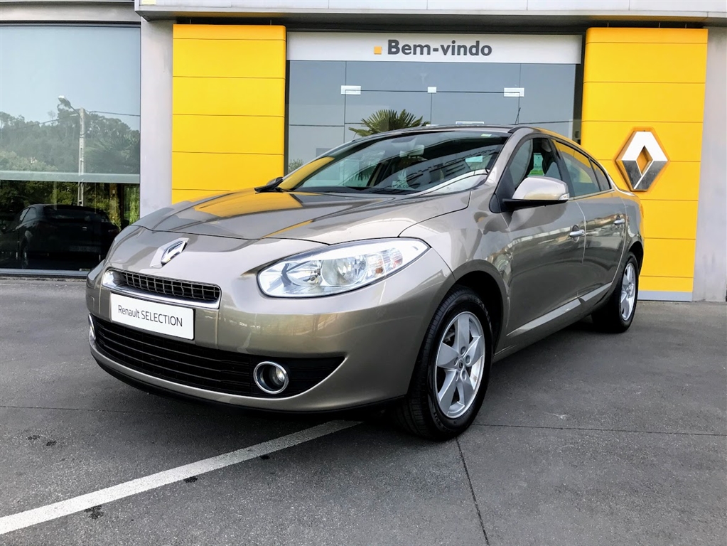  Renault Fluence 1.5 dCi Exclusive (110cv) (4p)