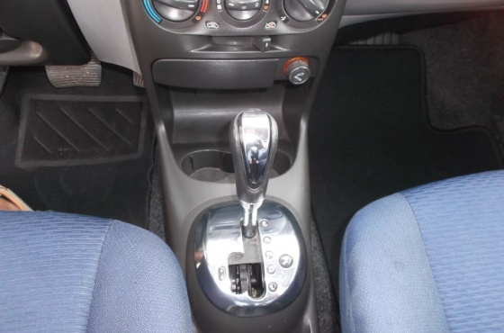 Fiat Punto V ELX Speedgear - Zonakar - Comércio de