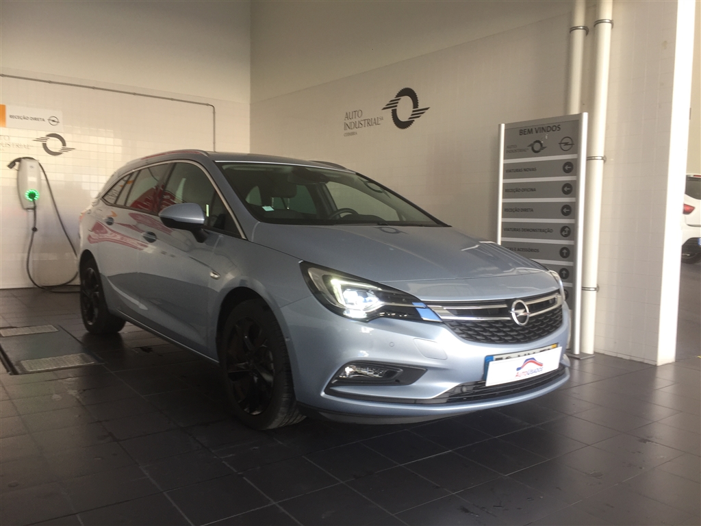  Opel Astra ST 1.6 Turbo D 110 Blueinjection Innovation