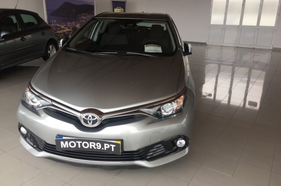 Toyota Auris D-4D ACTIVE - MOTOR 9 - Comércio e Serviços