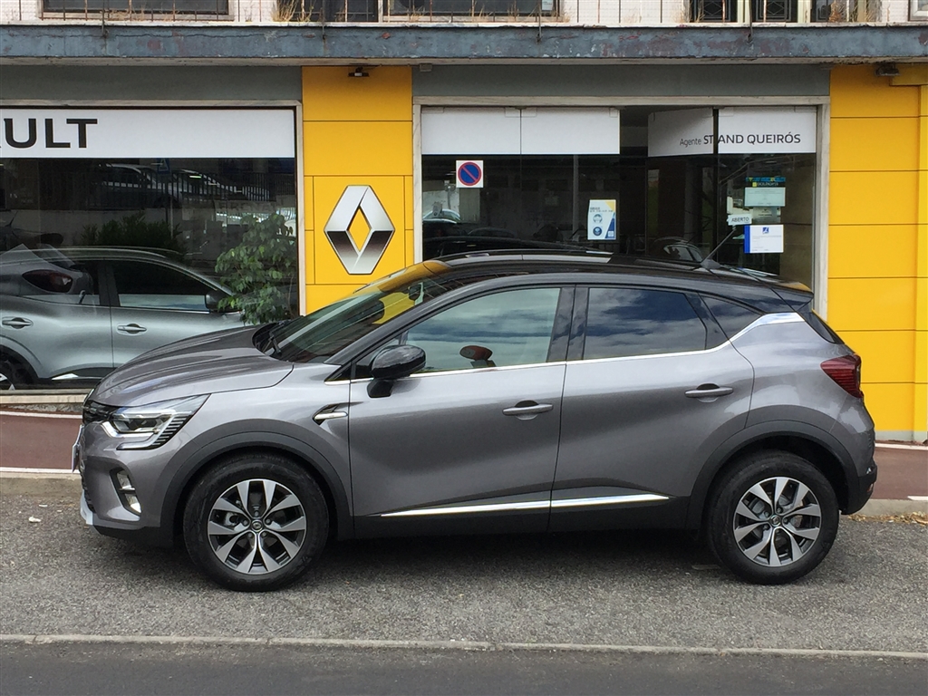  Renault Captur EXCLUSIVE TCe100
