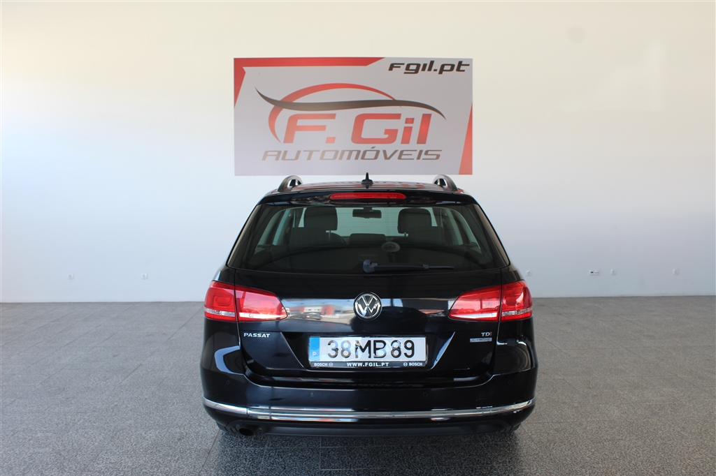  Volkswagen Passat 1.6 TDi Confortline Bluemotion (5P)