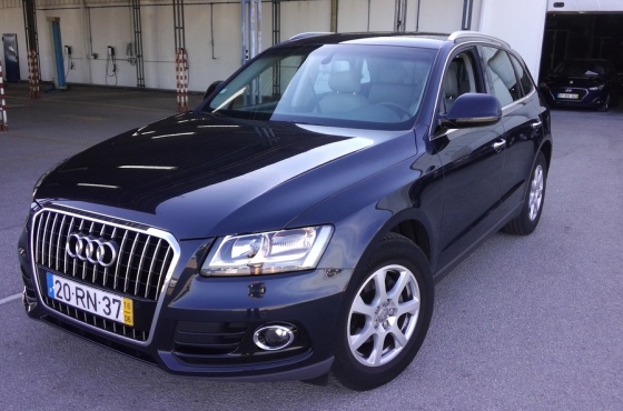 Audi Q5 2.0 TDI Business Line Ultra GPS 150cv - J. M. Povoa,