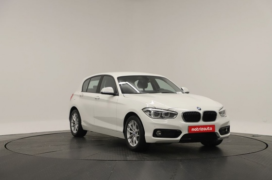 Bmw 116 D LINE SPORT AUTO - Matrizauto - O Shopping dos