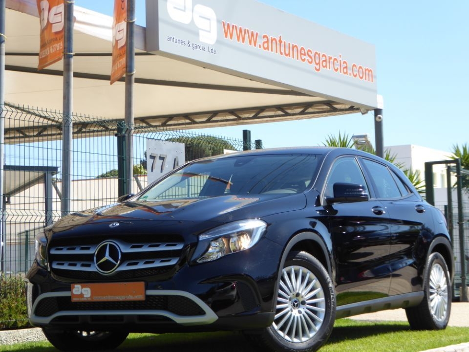  Mercedes-Benz Classe GLA D