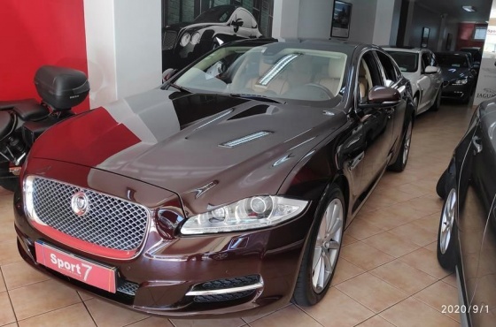 Jaguar Xj 3.0 D V6 Premium Luxury - Razão Vip Unipessoal,