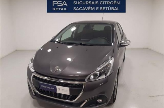 Peugeot  PureTech Signature - PSA Retail Citroen