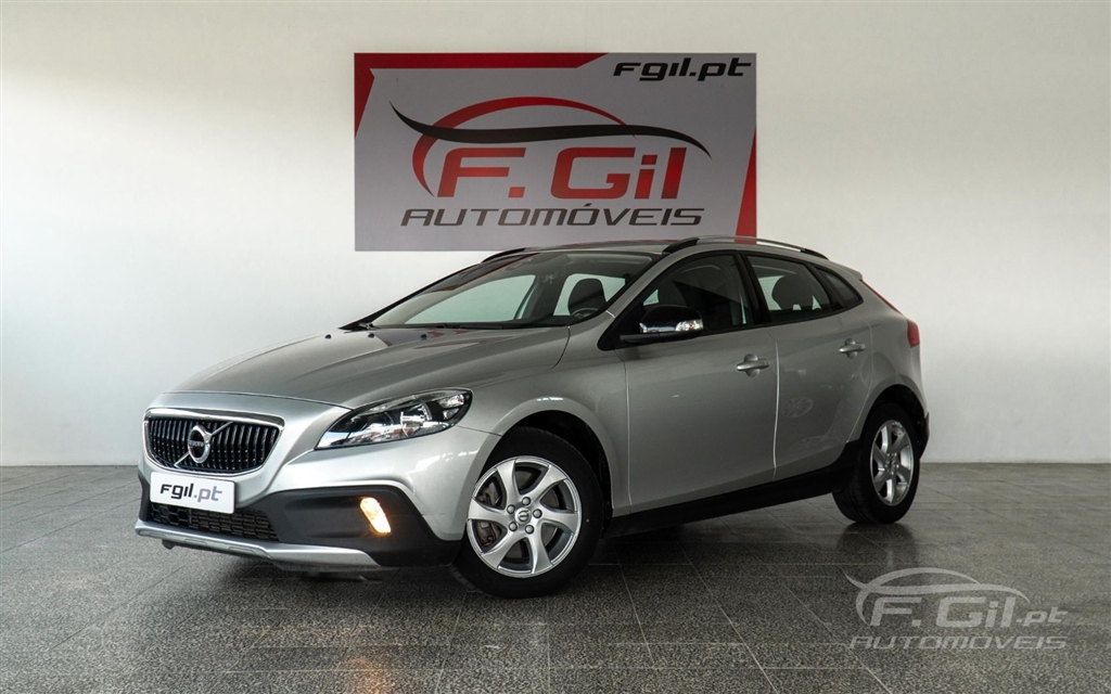  Volvo V40 Cross Country 2.0 D2 Momentum (5P) (120CV)